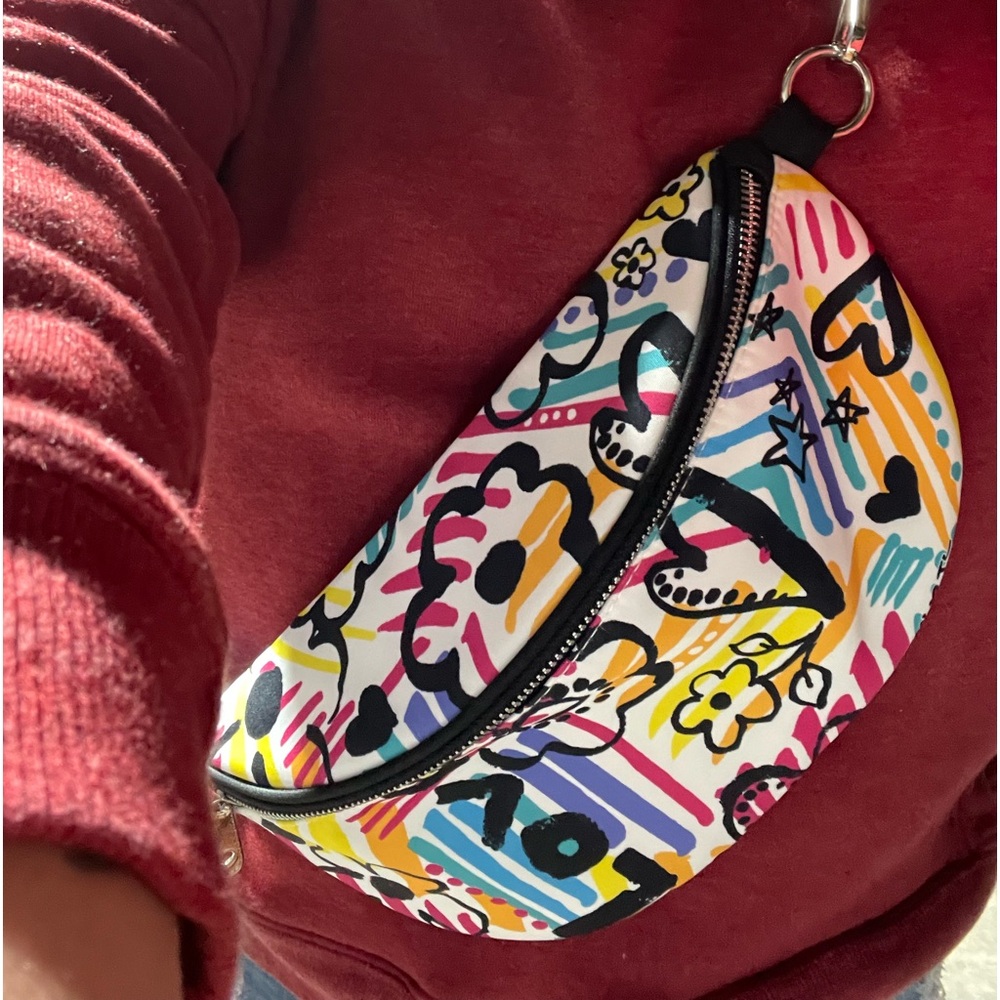 Sling style purse